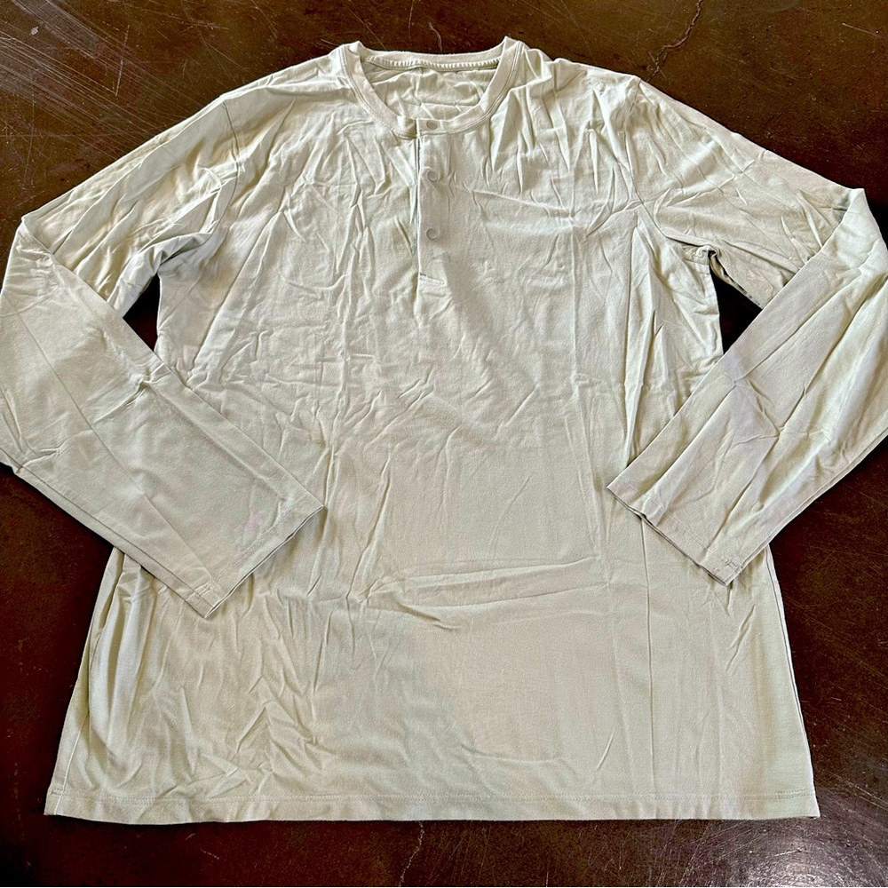 Lululemon Men’s Long Sleeve Henley